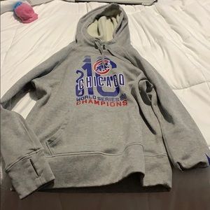 Chicago Cubs sweatshirt